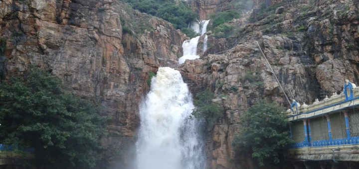 Kapila_Theertham_waterfalls_Tirupat